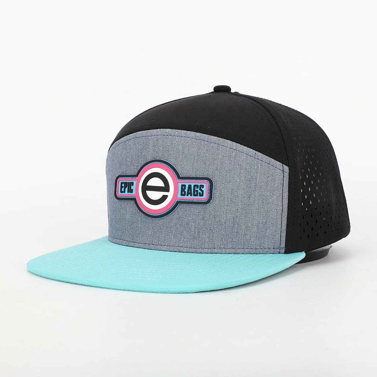 6-panel rubber-patch snapback